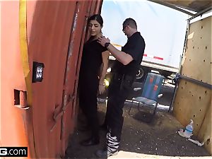 drill the Cops Latina damsel caught deepthroating a cops weenie